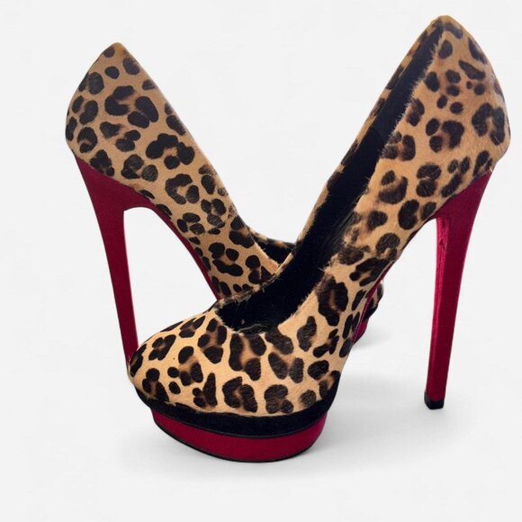 Women's multi Courts - Picture 2 of 4